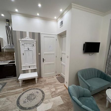 Kalitka Apartman Eger Exteriör bild